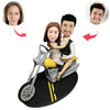 Niestandardowa figurka pary z motocyklem