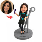 Spersonalizowany ręcznie wykonany prezent – figurka bobblehead fryzjera na zamówienie