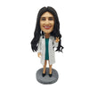 Piękna lalka Doktor Bobblehead
