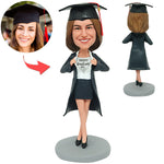 Niestandardowy Bobblehead - szczęśliwego ukończenia szkoły