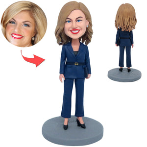Niestandardowa figurka Bobblehead dla pani biurowej w granatowym garniturze